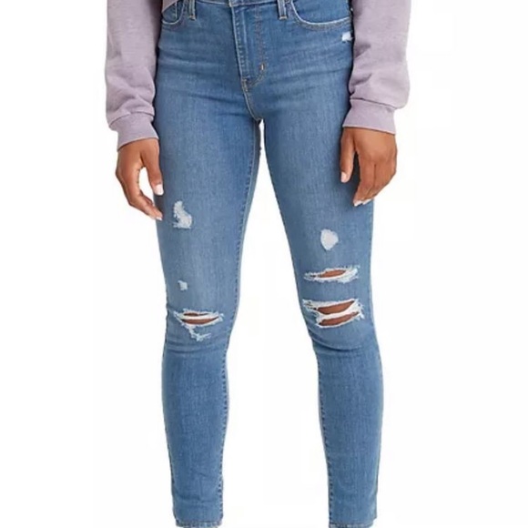 Levi's Denim - NWT! Levi’s 720 High Rise Super Skinny Jean - 28/6